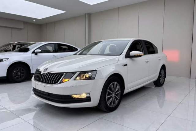 Used Skoda Octavia 2019 TSI230 DSG Smart & Comfort Edition China VI Standard