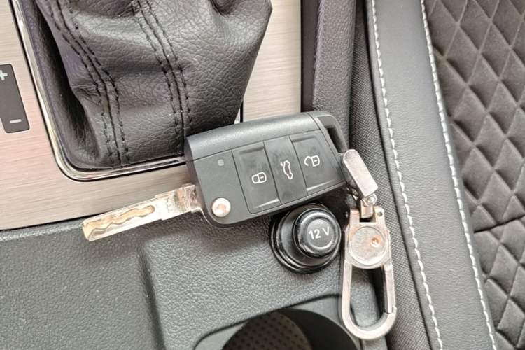 Used Skoda Octavia 2019 TSI230 DSG Luxury Edition Vehicle Key