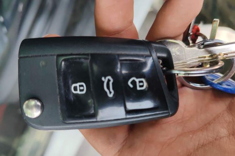 Used Skoda Octavia 2019 1.5L Automatic Smart Drive Luxury Edition China V Standard Vehicle Key