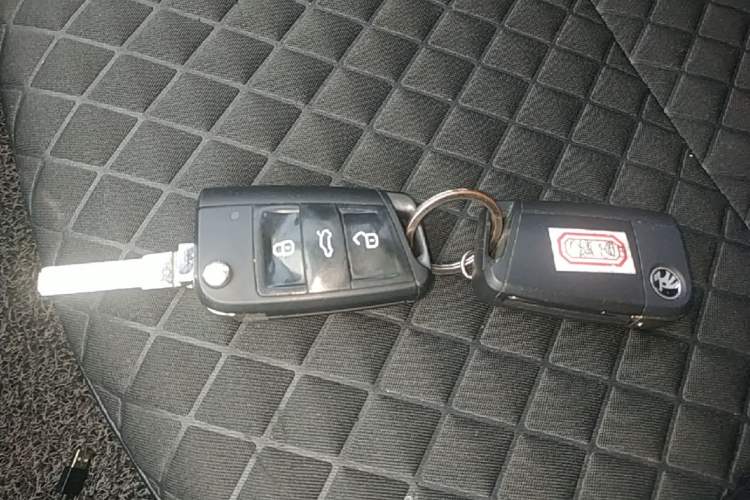 Used Skoda Octavia 2019 TSI230 DSG Luxury Edition Vehicle Key