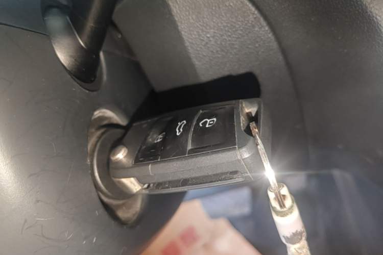 Used Skoda Octavia 2019 1.5L Automatic Smart Drive Luxury Edition China V Standard Vehicle Key