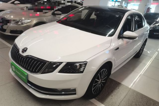 Used Skoda Octavia 2019 1.5L Automatic Smart Drive Luxury Edition China VI Standard