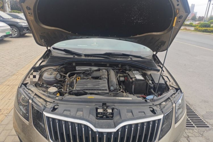 Used Skoda Octavia 2019 TSI230 DSG SmartDrive Comfort Edition China V Standard Engine Bay