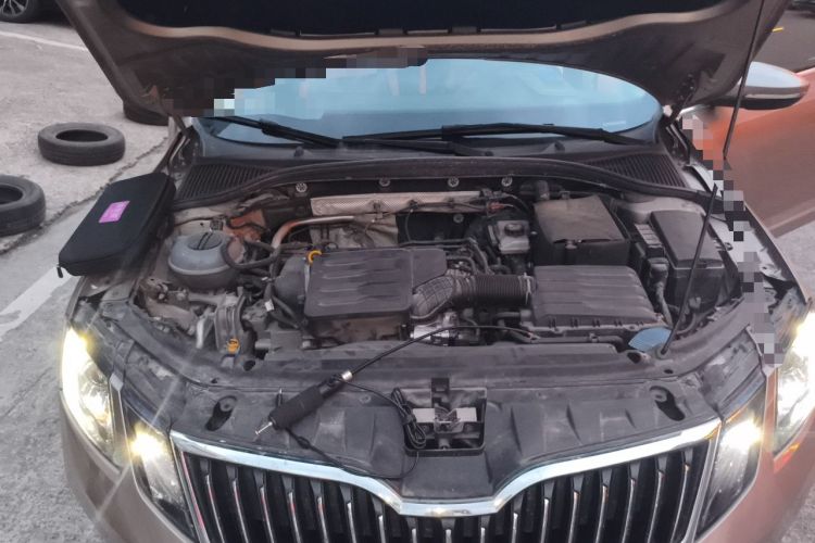 Used Skoda Octavia 2019 1.5L Automatic Luxury Edition Engine Bay