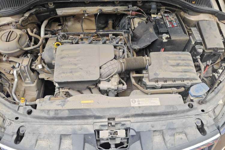 Used Skoda Octavia 2019 1.5L Automatic Luxury Edition Engine Bay