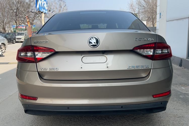 Used Skoda Octavia 2019 TSI230 DSG SmartDrive Comfort Edition China V Standard Exterior 4