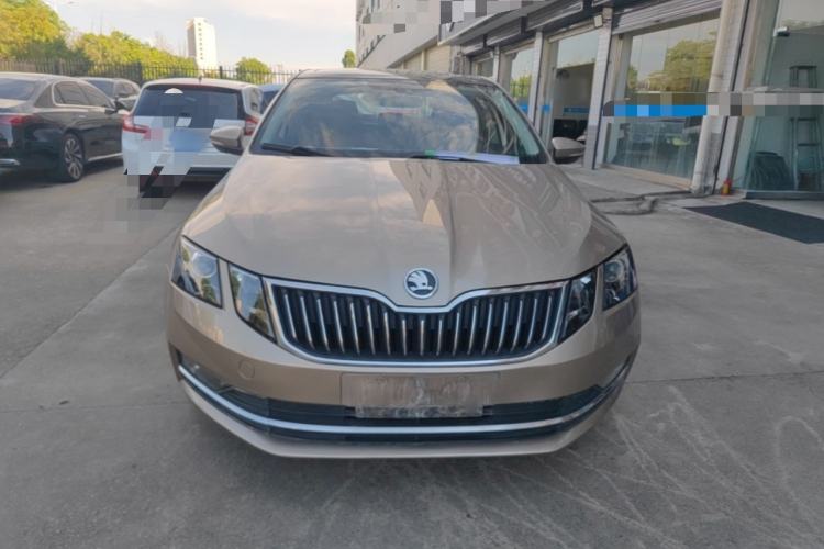Used Skoda Octavia 2019 1.5L Automatic Smart Drive Luxury Edition China VI Standard Front