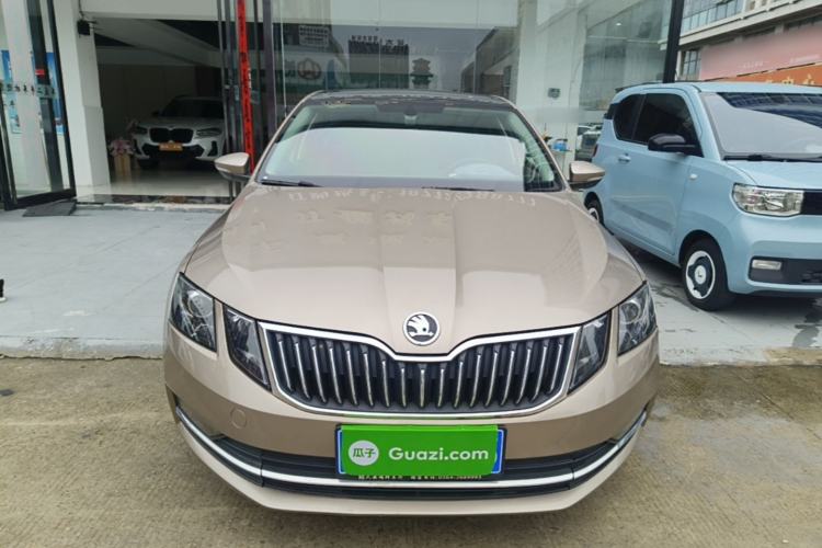 Used Skoda Octavia 2019 TSI230 DSG Luxury Edition Front
