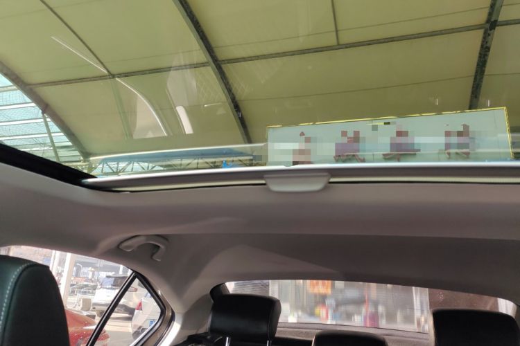 Used Skoda Octavia 2019 TSI280 DSG SmartDrive Luxury Edition China VI Headliner