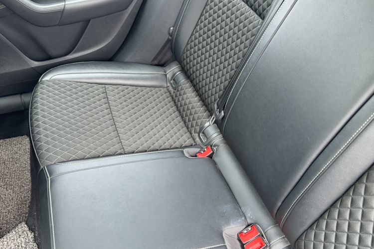Used Skoda Octavia 2019 1.5L Automatic Luxury Edition Interior 6