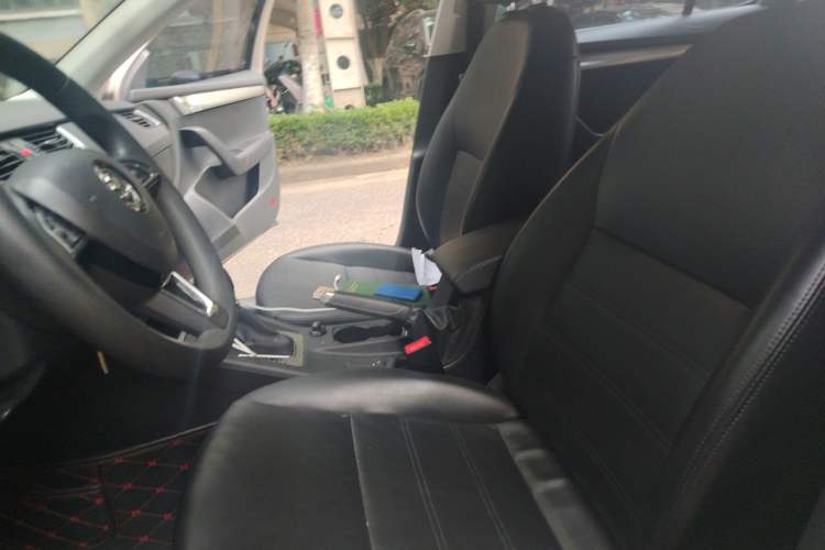 Used Skoda Octavia 2019 1.5L Automatic SmartDrive Comfort Edition China V Standard Left Front Seat