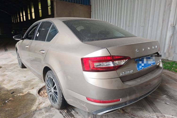 Used Skoda Octavia 2019 1.5L Automatic Smart Drive Luxury Edition China VI Standard Rear Left 45 Deg