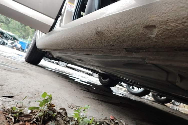 Used Skoda Octavia 2019 TSI230 DSG Smart & Comfort Edition China VI Standard Right Side Sill
