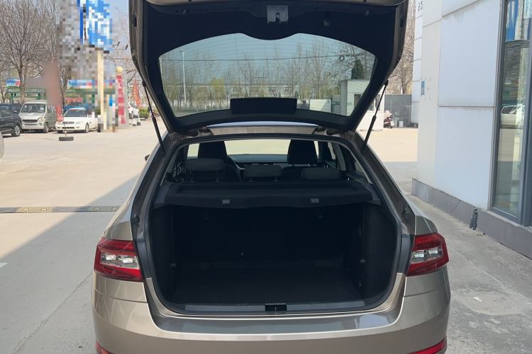 Used Skoda Octavia 2019 TSI230 DSG SmartDrive Comfort Edition China V Standard Trunk