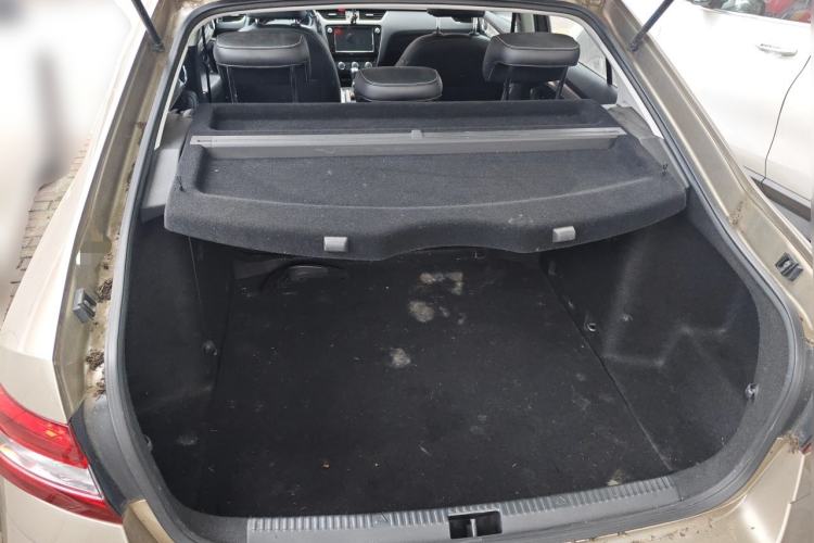 Used Skoda Octavia 2019 1.5L Automatic Luxury Edition Trunk