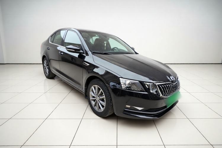 Used Skoda Octavia 2020 1.5L Automatic SmartDrive Comfort Edition Exterior 2