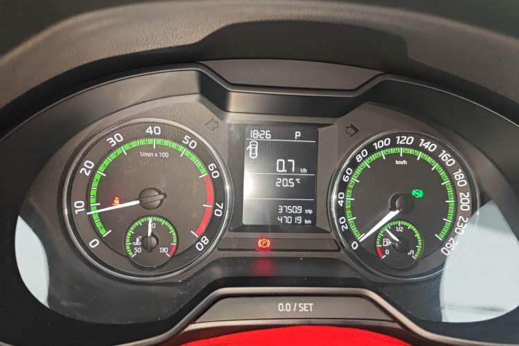 Used Skoda Octavia 2020 1.5L Automatic SmartDrive Comfort Edition Instrument Cluster