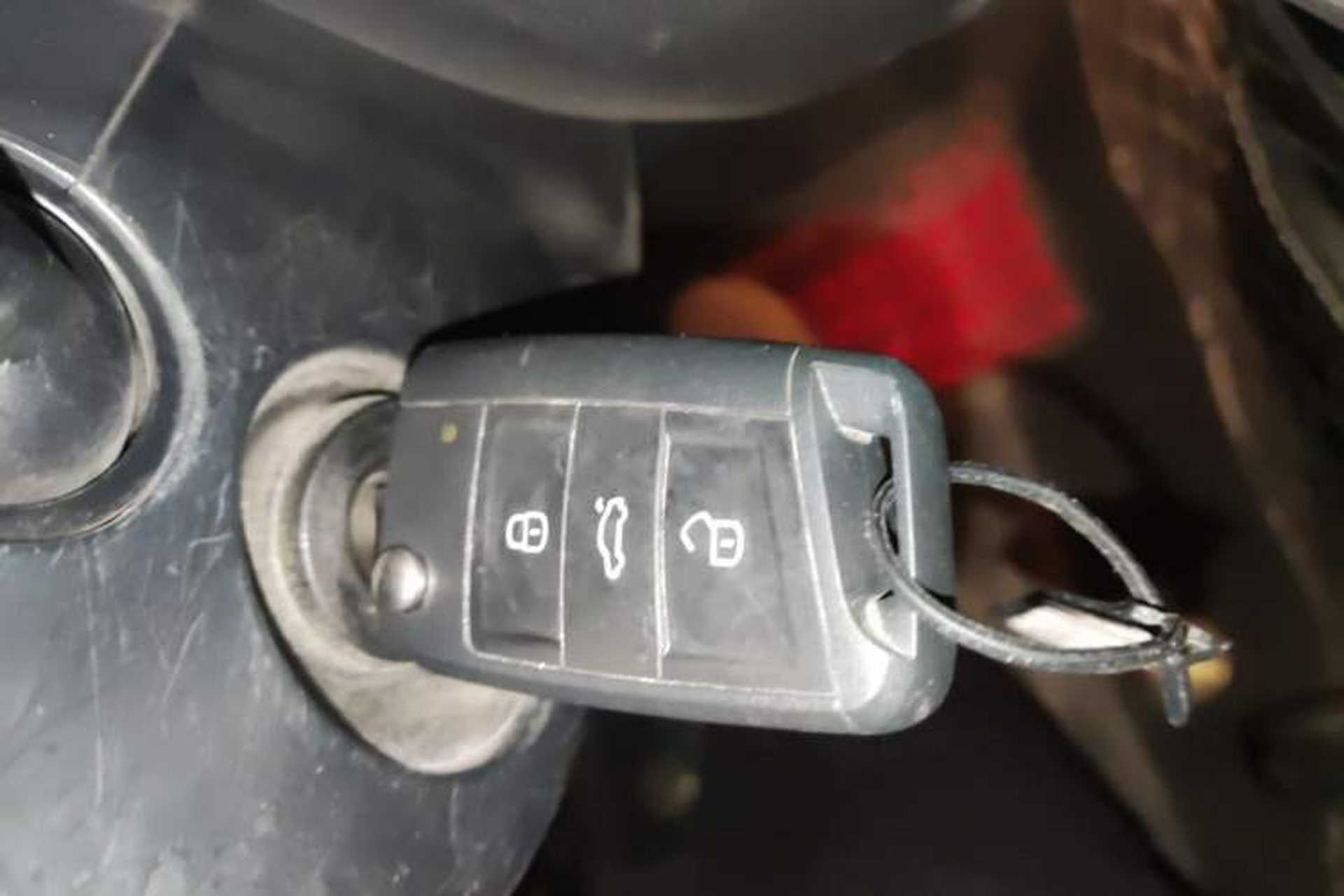 Used Skoda Octavia 2020 TSI230 DSG SmartDrive Luxury Edition Vehicle Key