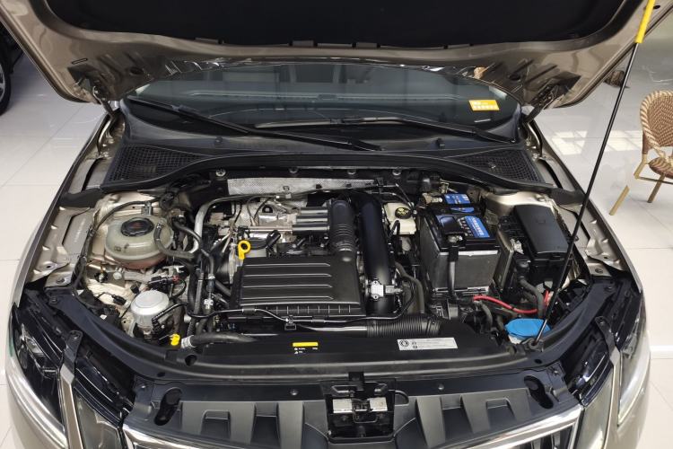 Used Skoda Octavia 2020 TSI280 DSG SmartDrive Luxury Edition Engine Bay
