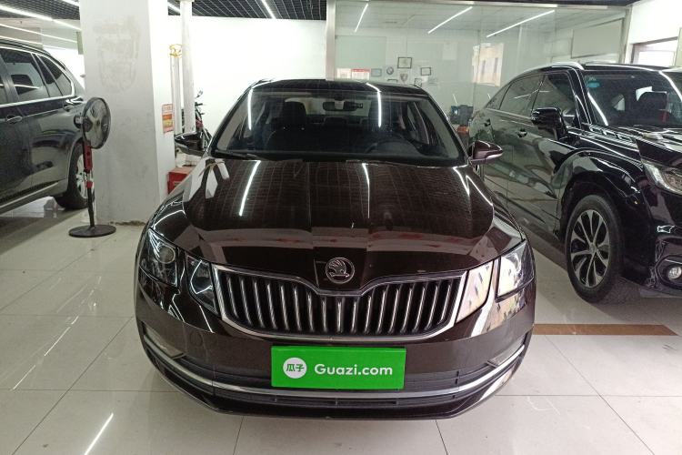 Used Skoda Octavia 2020 1.5L Automatic SmartDrive Luxury Edition Exterior 1