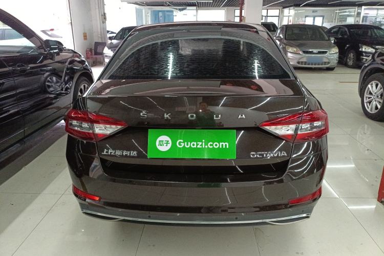 Used Skoda Octavia 2020 1.5L Automatic SmartDrive Luxury Edition Exterior 4
