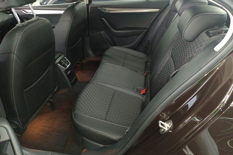 Used Skoda Octavia 2020 1.5L Automatic SmartDrive Luxury Edition Interior 4
