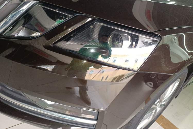 Used Skoda Octavia 2020 1.5L Automatic SmartDrive Luxury Edition Left Front Headlight