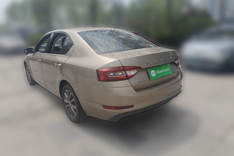 Used Skoda Octavia 2020 1.5L Automatic SmartDrive Comfort Edition Exterior 3