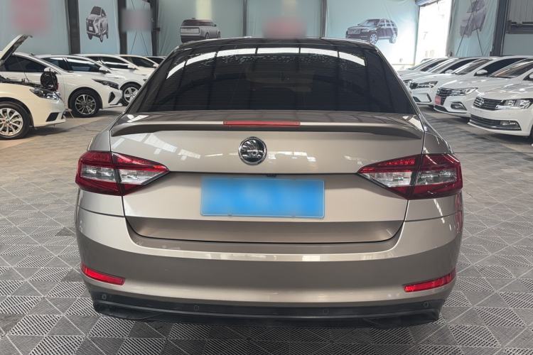Used Skoda Octavia 2020 1.5L Automatic SmartDrive Comfort Edition Exterior 4