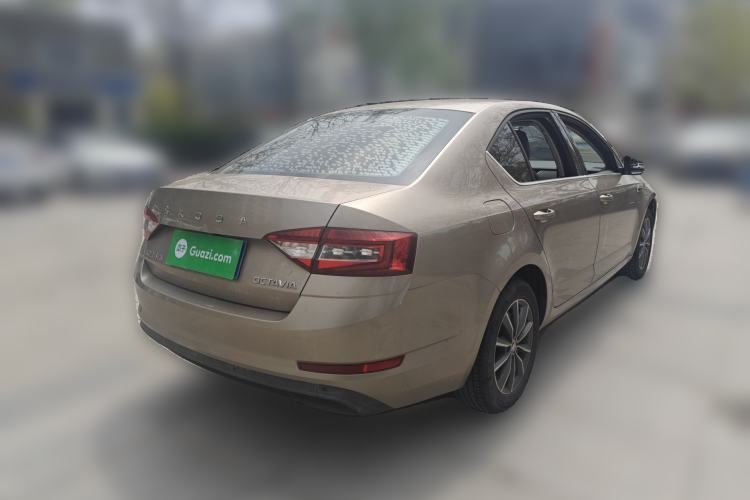 Used Skoda Octavia 2020 1.5L Automatic SmartDrive Comfort Edition Exterior 5
