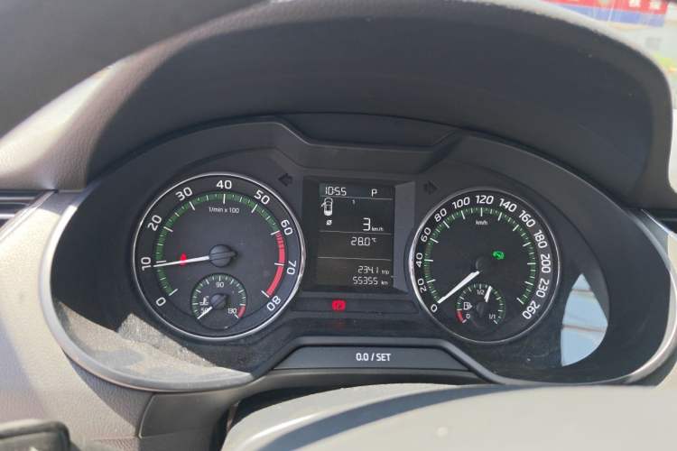 Used Skoda Octavia 2020 1.5L Automatic SmartDrive Comfort Edition Instrument Cluster