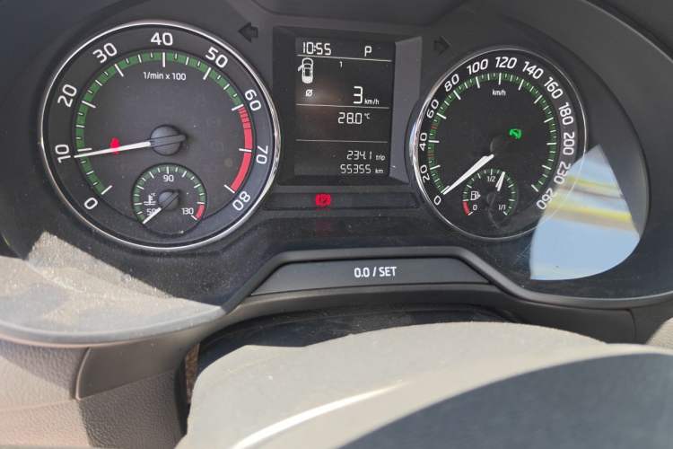 Used Skoda Octavia 2020 1.5L Automatic SmartDrive Comfort Edition Odometer Close Up