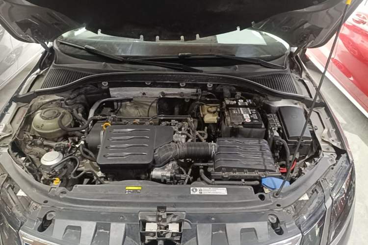 Used Skoda Octavia 2020 1.5L Automatic SmartDrive Luxury Edition Engine Bay