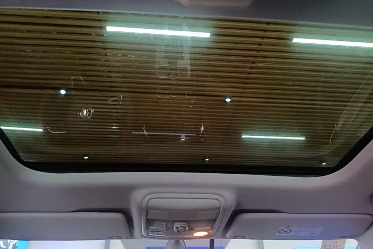 Used Skoda Octavia 2020 1.5L Automatic SmartDrive Luxury Edition Headliner