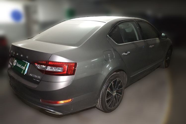 Used Skoda Octavia 2020 TSI280 DSG SmartDrive Luxury Edition Rear Right 45 Deg