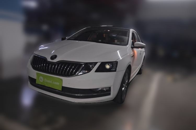 Used Skoda Octavia 2020 1.5L Automatic SmartDrive Luxury Edition Guazi used car, China used car export, Used car for sale, Used cars, Cheapest cars for sale