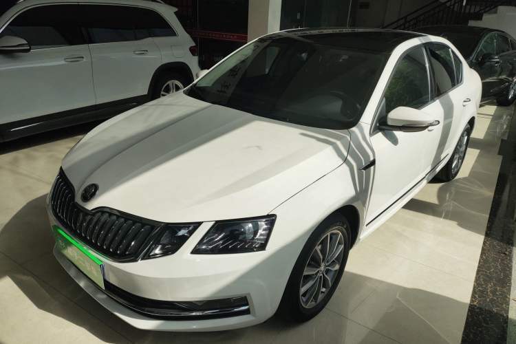 Ojetý Skoda Octavia 2020 1.5L Automatic SmartDrive Luxury Edition Guazi used car, China used car export, Used car for sale, Used  cars, Cheapest cars for sale