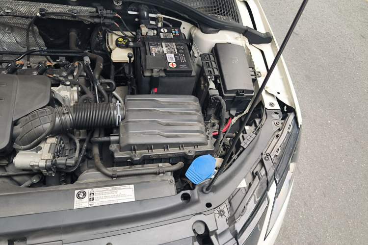 Used Skoda Octavia 2020 1.5L Automatic SmartDrive Luxury Edition Engine Bay Left