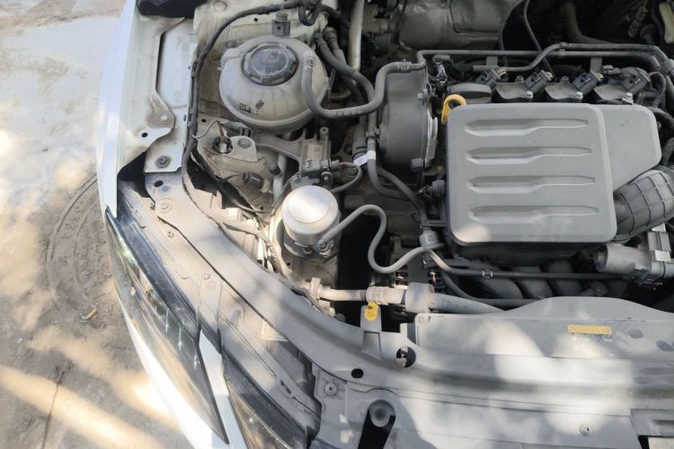 Used Skoda Octavia 2020 1.5L Automatic SmartDrive Luxury Edition Engine Bay Right