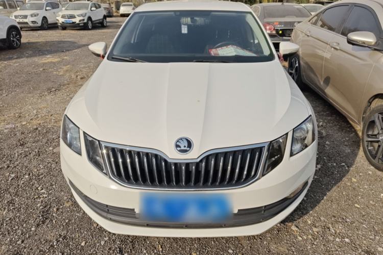 Used Skoda Octavia 2020 1.5L Automatic SmartDrive Comfort Edition Exterior 1