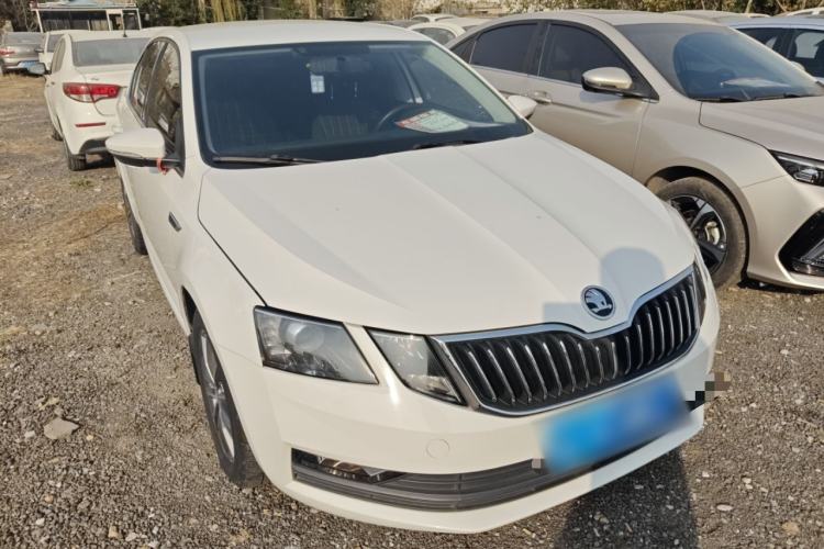 Used Skoda Octavia 2020 1.5L Automatic SmartDrive Comfort Edition Exterior 2