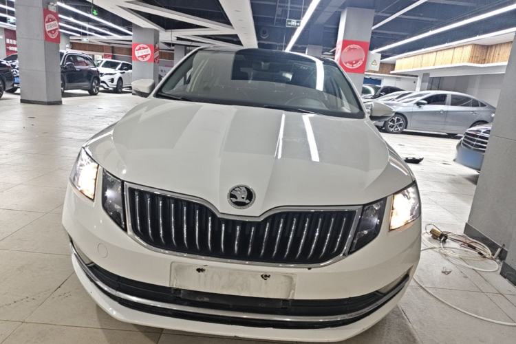 Used Skoda Octavia 2020 1.5L Automatic SmartDrive Luxury Edition Front