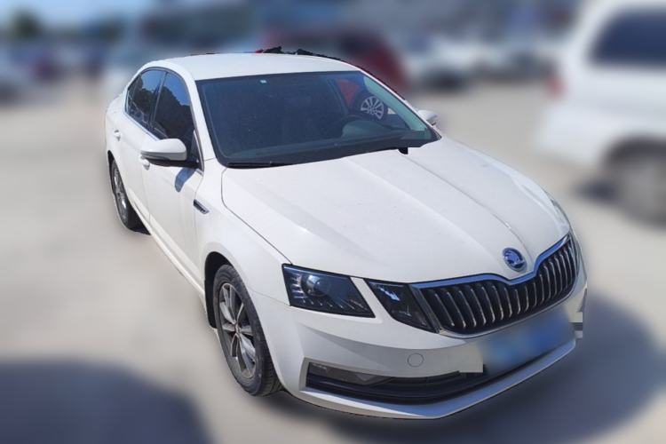 Used Skoda Octavia 2020 1.5L Manual SmartDrive Comfort Edition Front Right 45 Deg