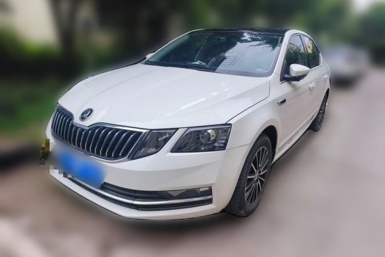 Used Skoda Octavia 2020 1.5L Automatic SmartDrive Luxury Edition Guazi used car, China used car export, Used car for sale, Used  cars, Cheapest cars for sale