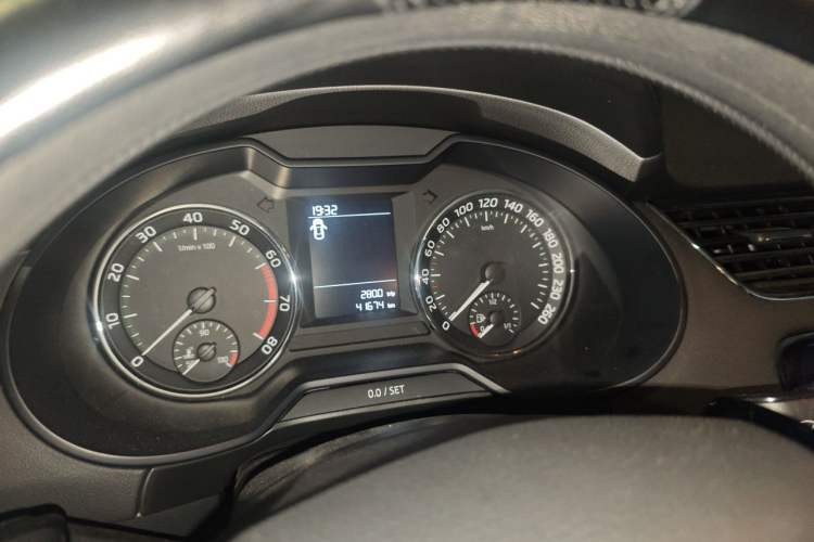 Used Skoda Octavia 2020 1.5L Automatic SmartDrive Comfort Edition Instrument Cluster