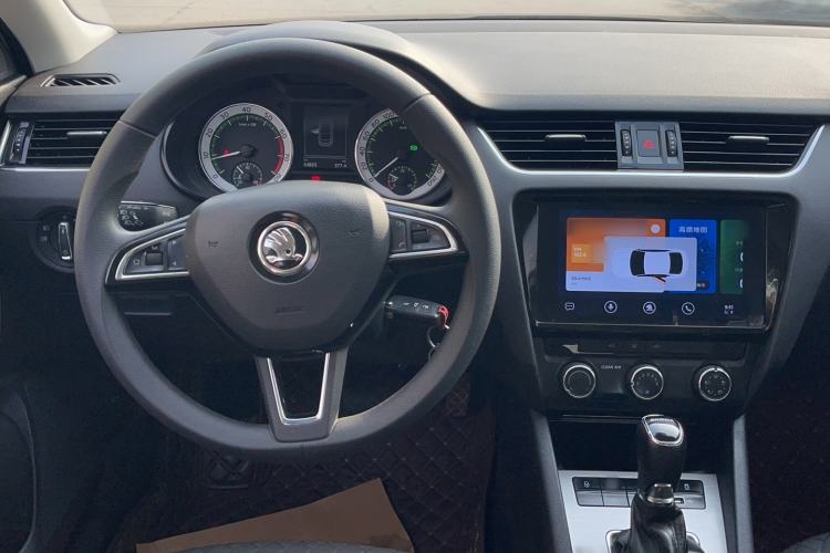 Used Skoda Octavia 2020 1.5L Automatic SmartDrive Luxury Edition Interior 3