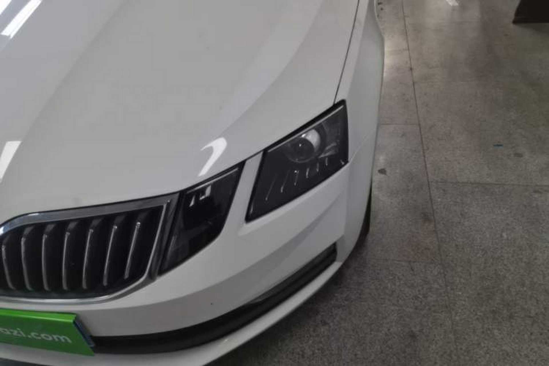 Used Skoda Octavia 2020 TSI230 DSG SmartDrive Comfort Edition Left Front Headlight