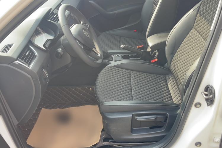 Used Skoda Octavia 2020 1.5L Automatic SmartDrive Luxury Edition Left Front Seat