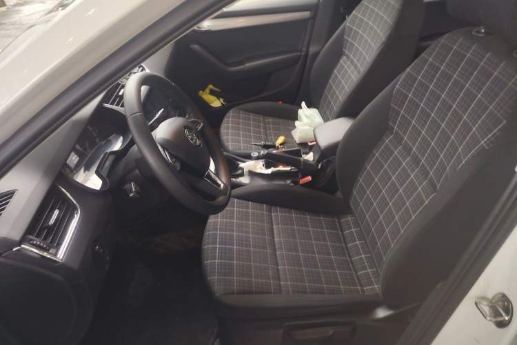Used Skoda Octavia 2020 1.5L Automatic SmartDrive Comfort Edition Left Front Seat