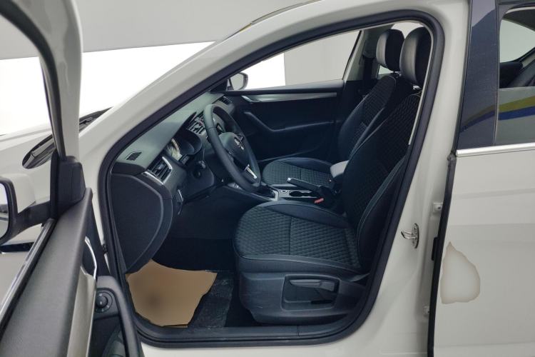 Used Skoda Octavia 2020 TSI230 DSG SmartDrive Luxury Edition Left Front Seat